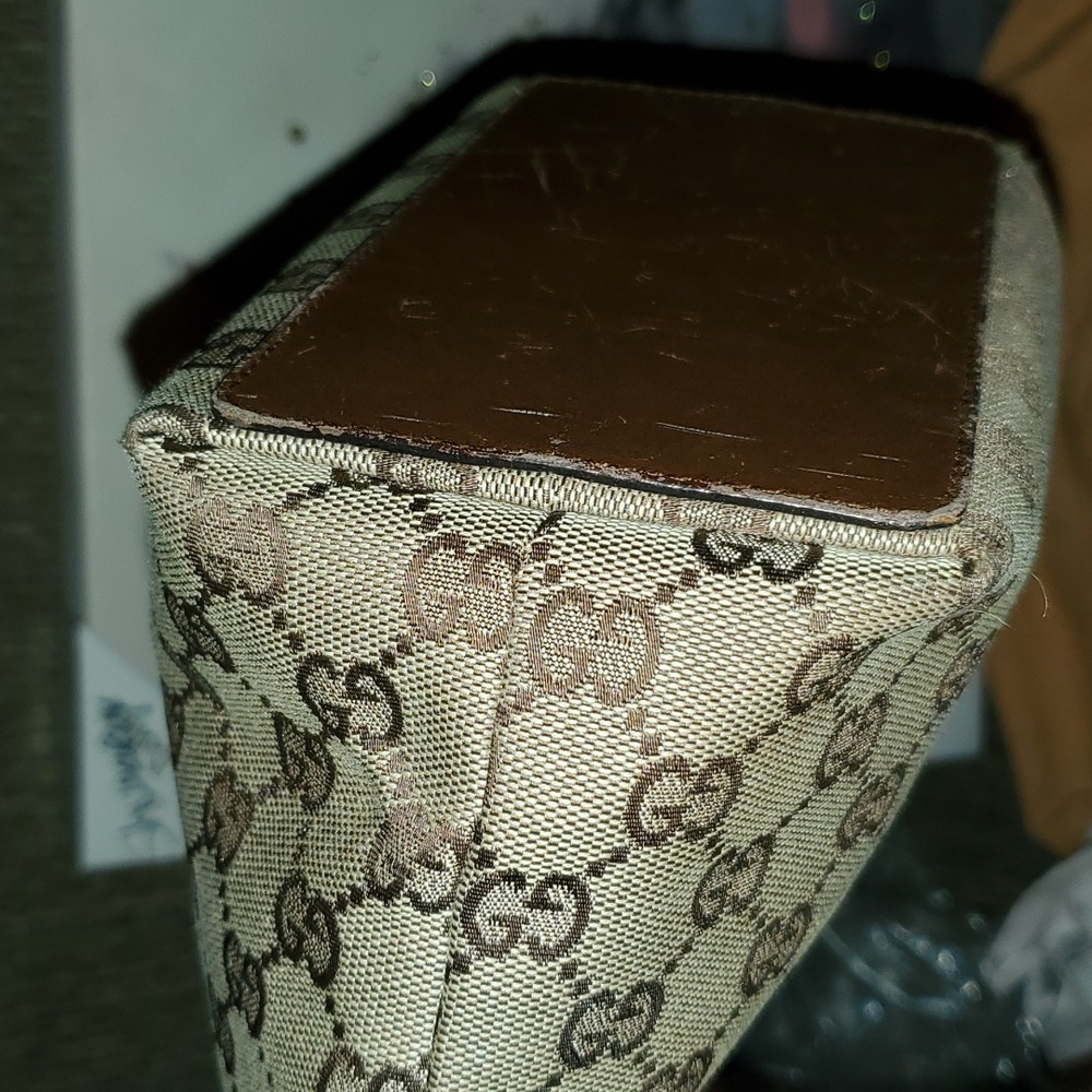 Authentic Gucci bucket bag - Picture 7 of 7